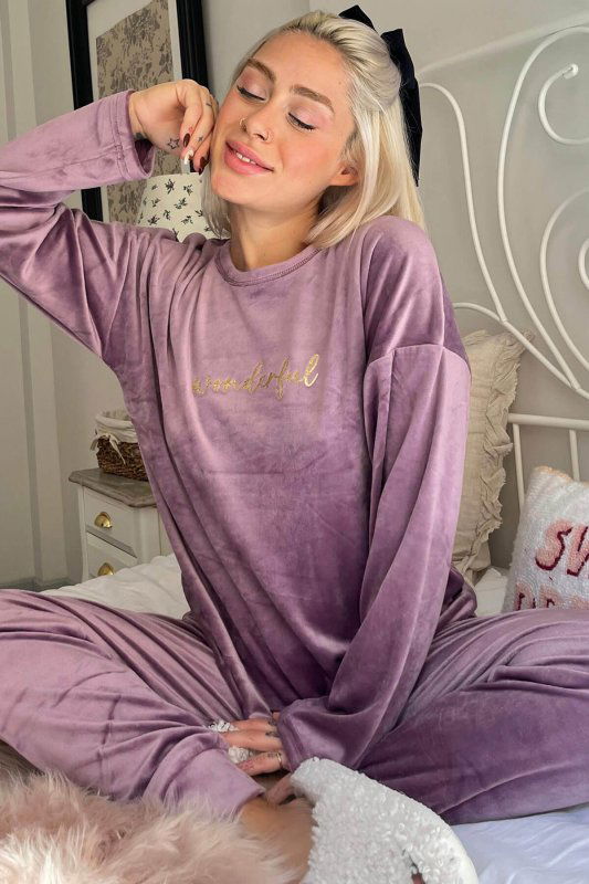 Lila Wonderful Desenli Exclusive Kadife Kadın Pijama Takımı  - Pijamaevi