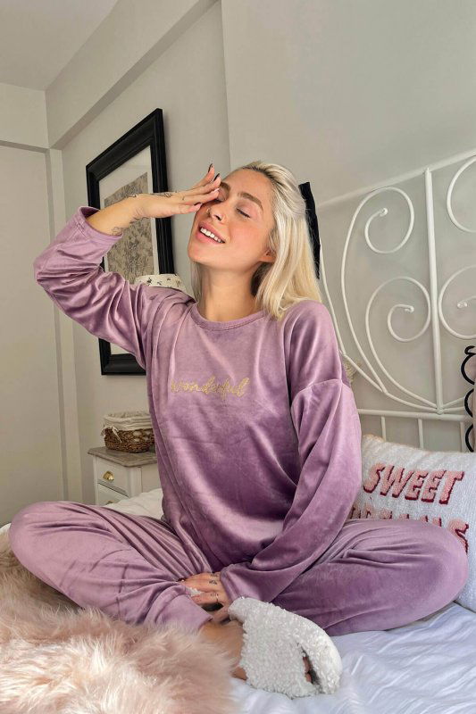 Lila Wonderful Desenli Exclusive Kadife Kadın Pijama Takımı  - Pijamaevi (1)