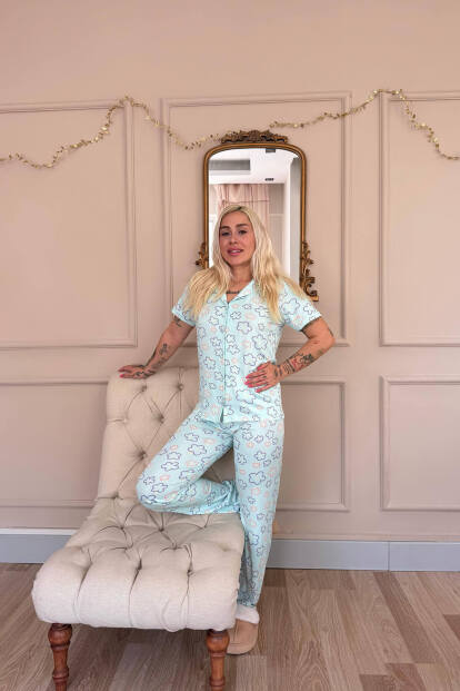 Mavi Çizgi Çiçek Desenli Örme Önden Düğmeli Kısa Kol Kadın Pijama Takımı - 6
