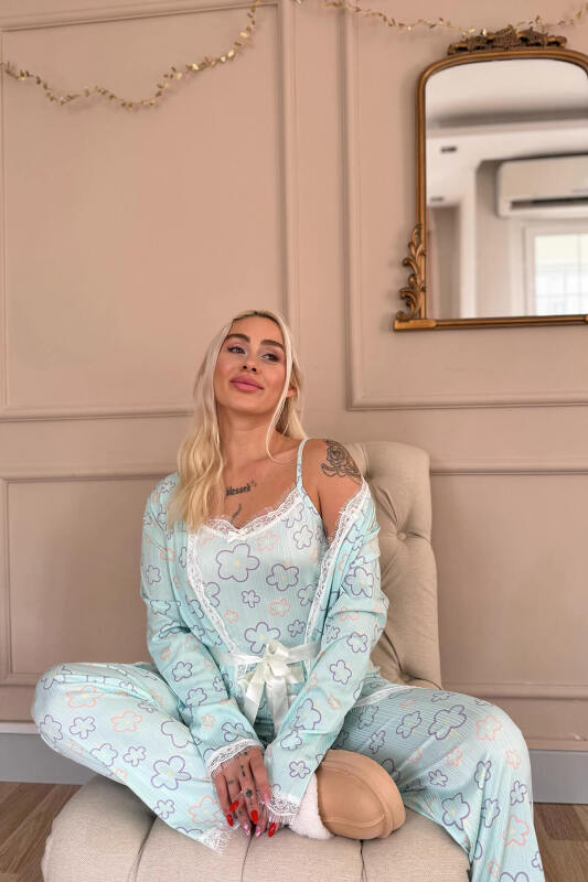 Mavi Çizgi Çiçek Desenli Sabahlıklı Pegasus Pijama Takımı - Pijamaevi (2)