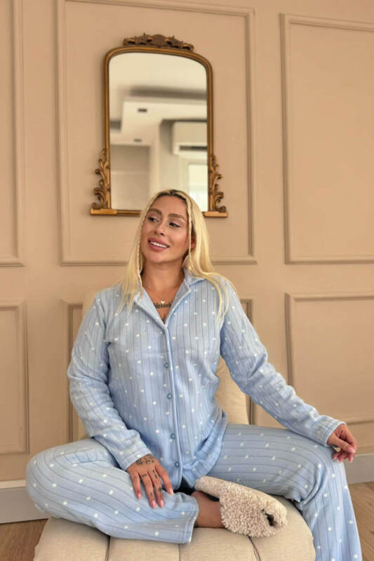 Mavi Dotted Desenli Önden Düğmeli Peluş Polar Pijama Takımı - Pijamaevi (3)