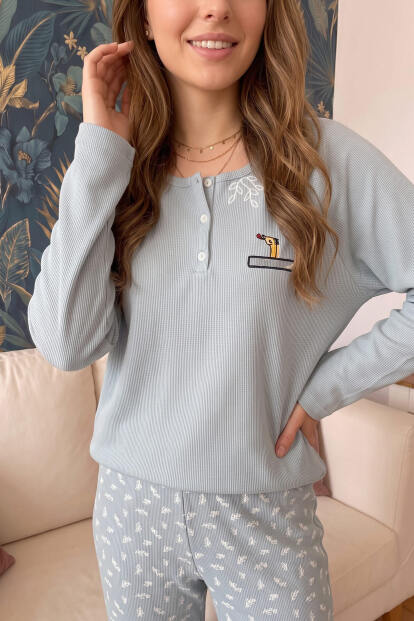 Mavi Giraffe Desenli Waffle Soft Uzun Kollu Kadın Pijama Takım - 5