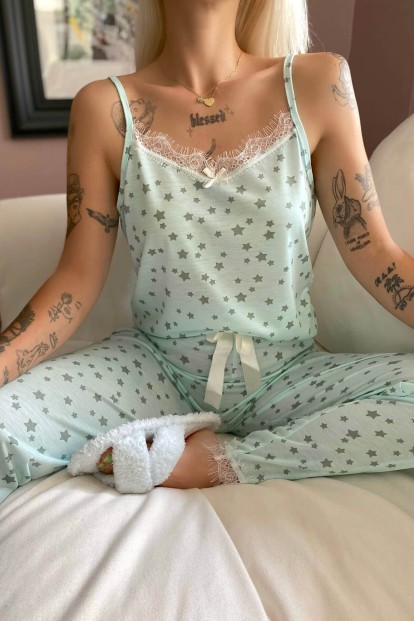 Mavi Yıldız Dantelli İp Askılı Örme Kadın Pijama Takımı - 4