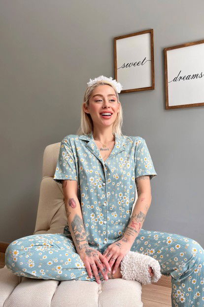 Mini Papatya Desenli Örme Önden Düğmeli Kısa Kol Kadın Pijama - 3