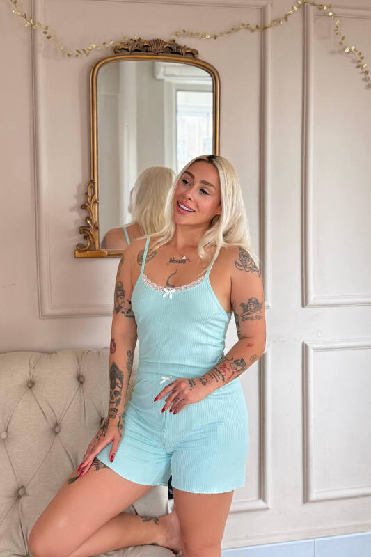Mint Chic Comfort Dantelli Örme Askılı Şortlu Kadın Pijama Takımı - Pijamaevi (2)
