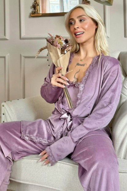 Mor Violet Exclusive Kadife Sabahlıklı Kadın Pijama Takımı  