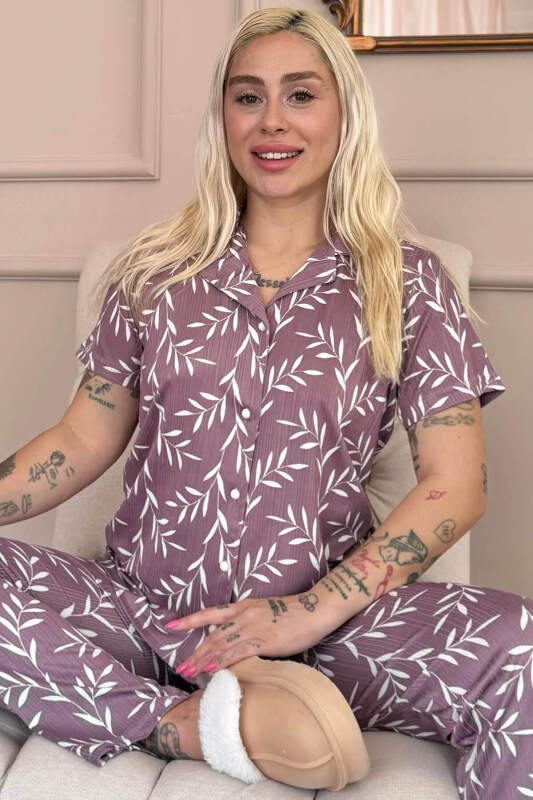 Mor Zeytin Dalı Desenli Örme Önden Düğmeli Kısa Kol Kadın Pijama - Pijamaevi