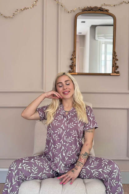 Mor Zeytin Dalı Desenli Örme Önden Düğmeli Kısa Kol Kadın Pijama - 2