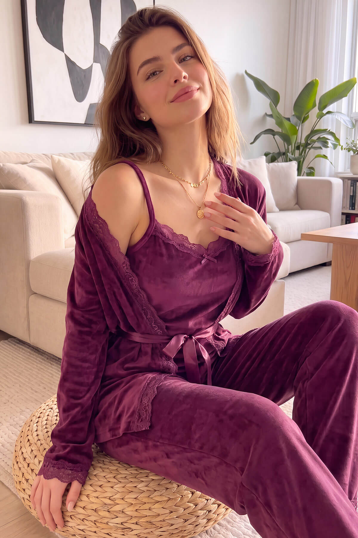 Mürdüm Garnet Exclusive Kadife Sabahlıklı Kadın Pijama Takımı  - Pijamaevi (1)