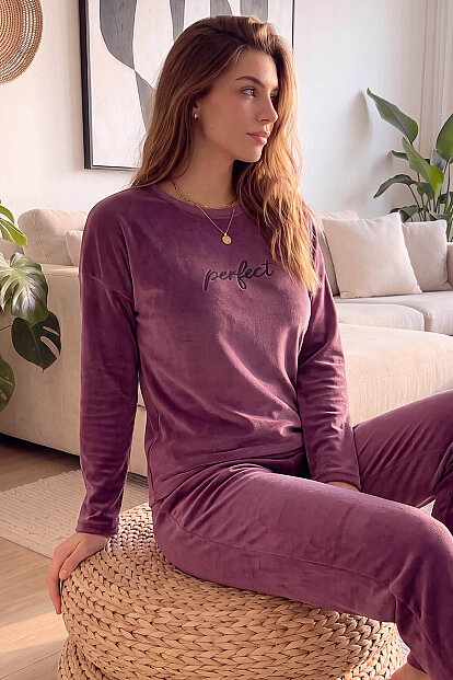 Mürdüm Perfect Desenli Exclusive Kadife Kadın Pijama Takımı  
