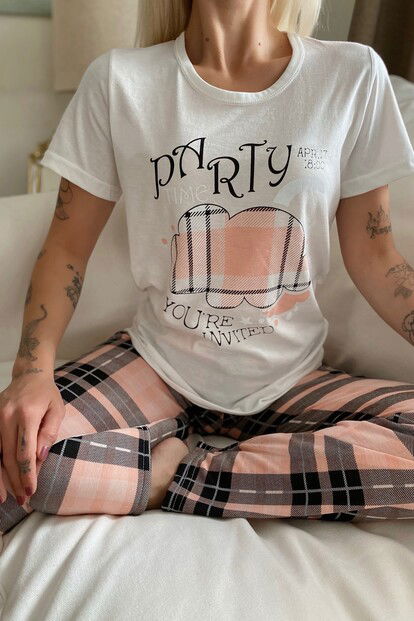 Party Baskılı Sabahlıklı Pijama Takımı - 5