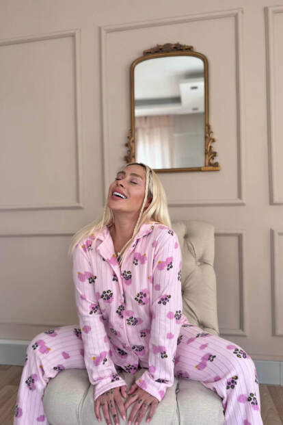 Pati Desenli Önden Düğmeli Peluş Polar Pijama Takımı - 2