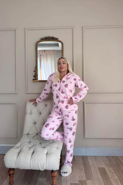 Pati Desenli Önden Düğmeli Peluş Polar Pijama Takımı - 7