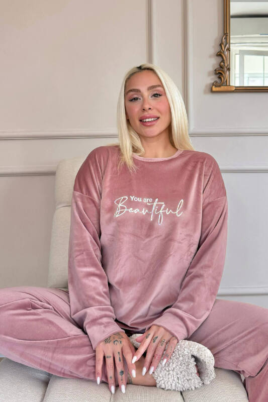 Pembe Beautiful Desenli Exclusive Kadife Kadın Pijama Takımı  - Pijamaevi (1)