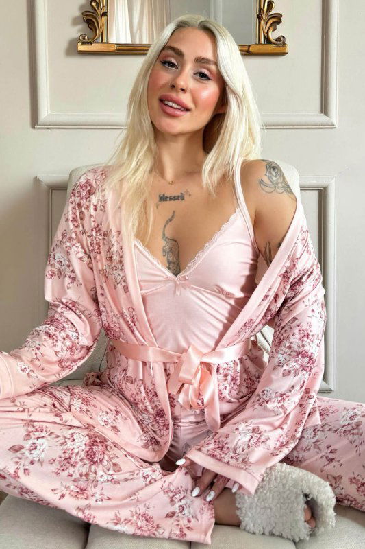 Pembe Flore Exclusive Örme Sabahlıklı Kadın Pijama Takımı - Pijamaevi