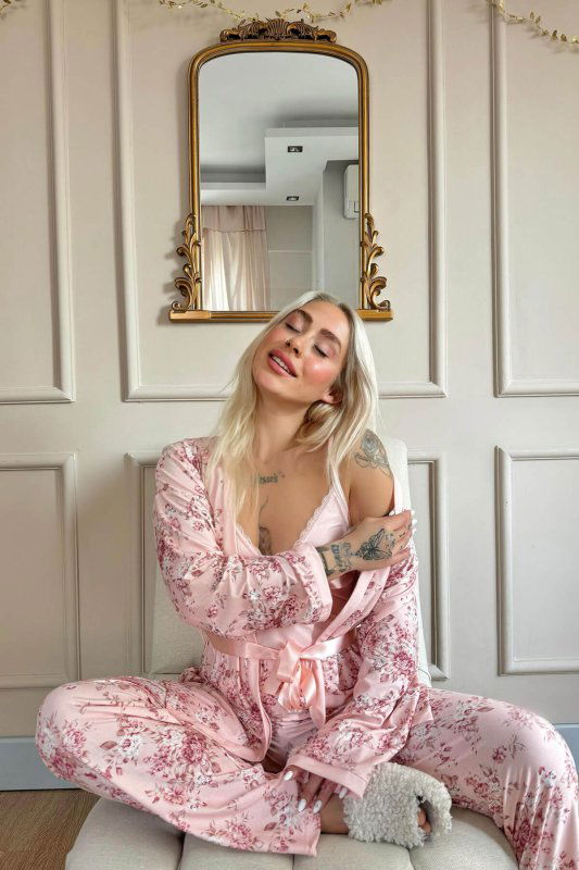 Pembe Flore Exclusive Örme Sabahlıklı Kadın Pijama Takımı - Pijamaevi (2)