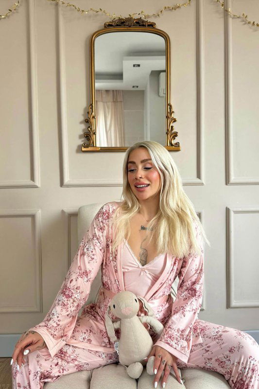 Pembe Flore Exclusive Örme Sabahlıklı Kadın Pijama Takımı - Pijamaevi (3)