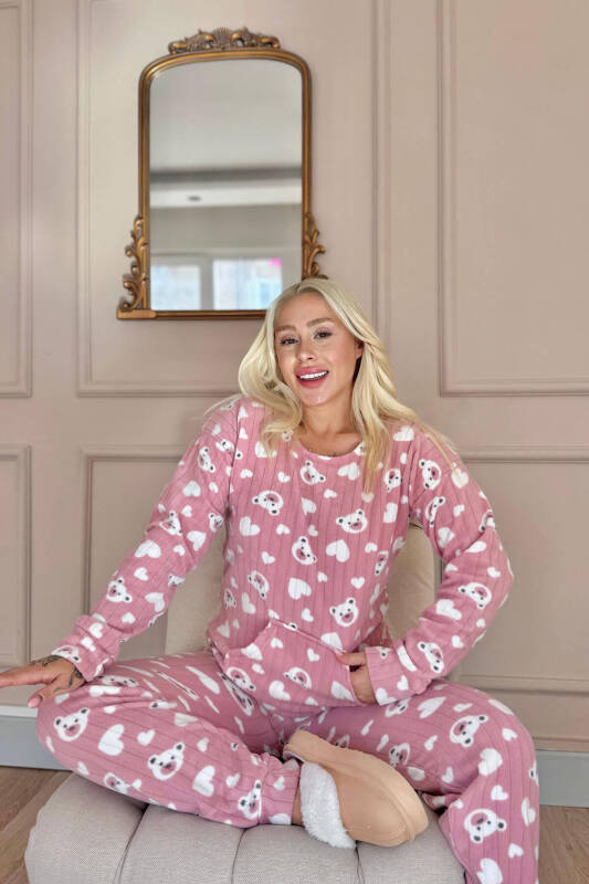 Pembe Heart Bear Desenli Kanguru Cepli Peluş Polar Pijama Takımı - Pijamaevi (1)