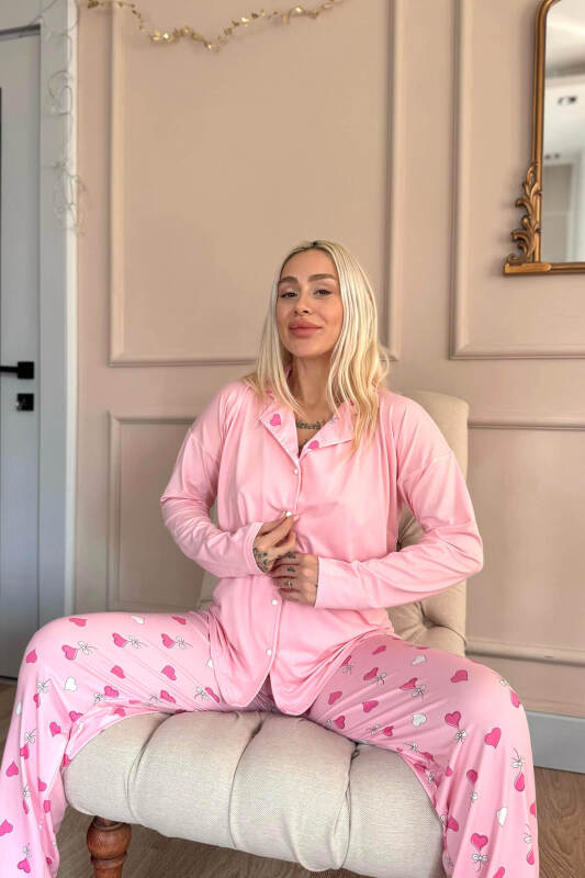 Pembe Kalp Desenli Bambu Önden Düğmeli Uzun Kol Kadın Pijama Takımı - Pijamaevi (1)