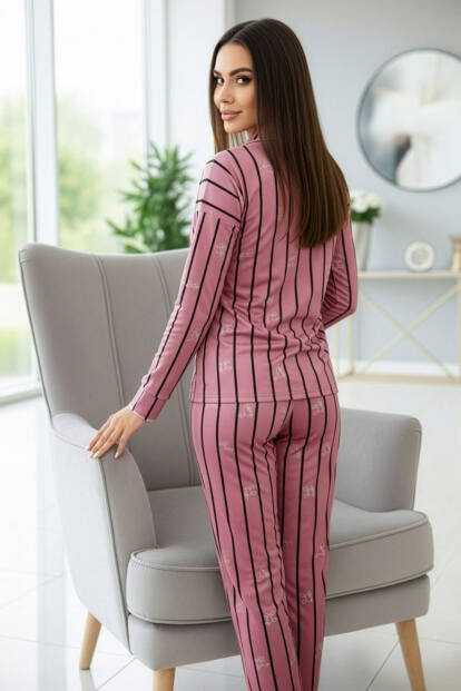 Pembe Lineo Desenli Exclusive Önden Düğmeli Kadife Kadın Pijama Takımı - 7