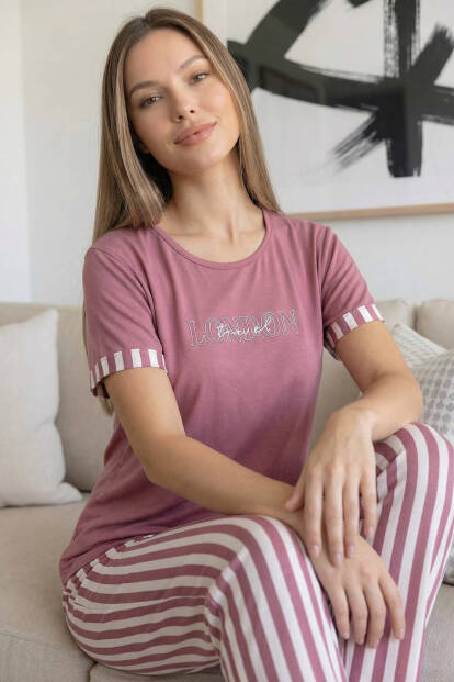 Pembe London Desenli Bambu Kısa Kol Kadın Pijama Takımı - 2