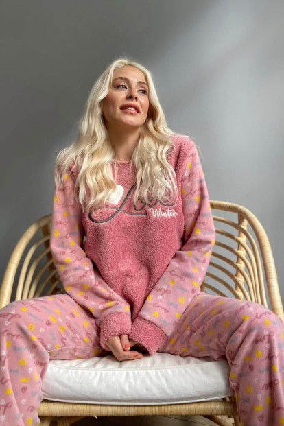 Pembe Love Winter Desenli Kadın Peluş Pijama Takımı - 3