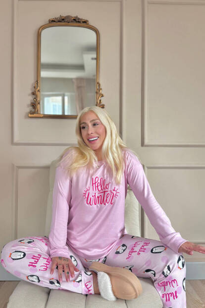 Pembe Penguen Winter Desenli Termal Kadın Pijama Takımı - 4