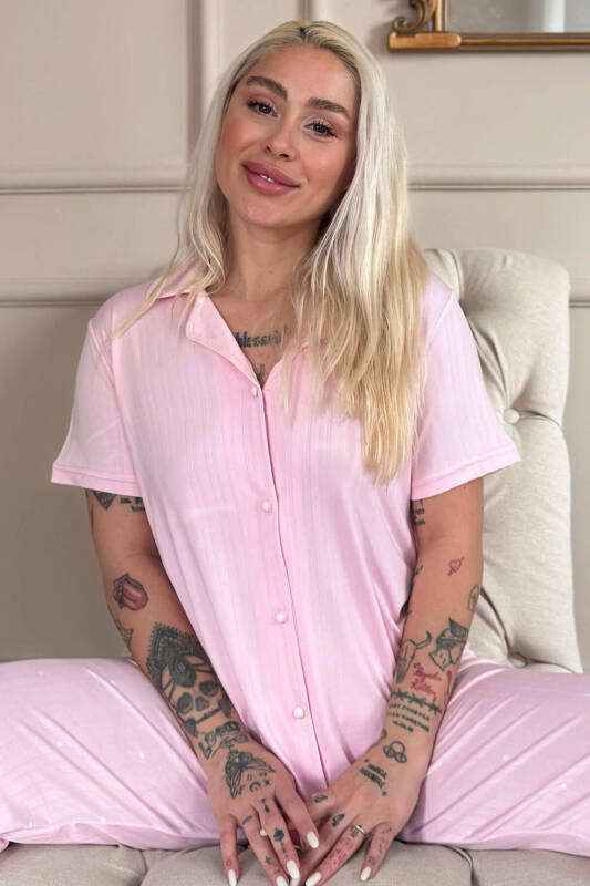 Pembe Reve Rose Desenli Önden Düğmeli Marlenka Pijama Takımı - Pijamaevi
