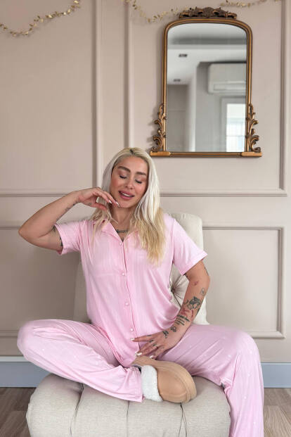 Pembe Reve Rose Desenli Önden Düğmeli Marlenka Pijama Takımı - 3