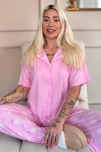 Pembe Soft Daisy Desenli Bambu Önden Düğmeli Kısa Kol Pijama Takımı - 1