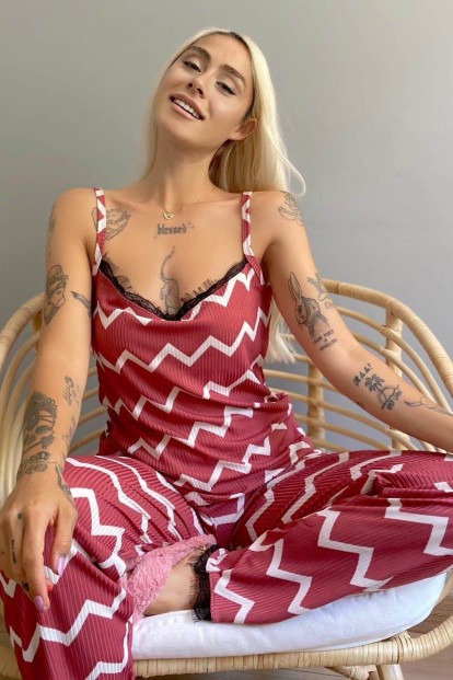Pembe Zigzag Dantelli İp Askılı Örme Kadın Pijama Takımı - 1