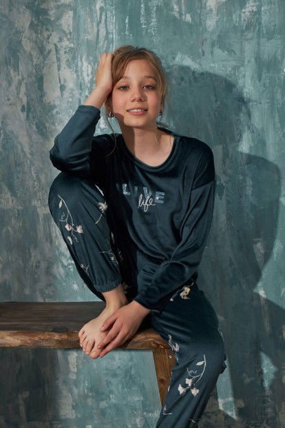 Petrol Life Desenli Exclusive Kadife Kız Çocuk Pijama Takımı  - 2