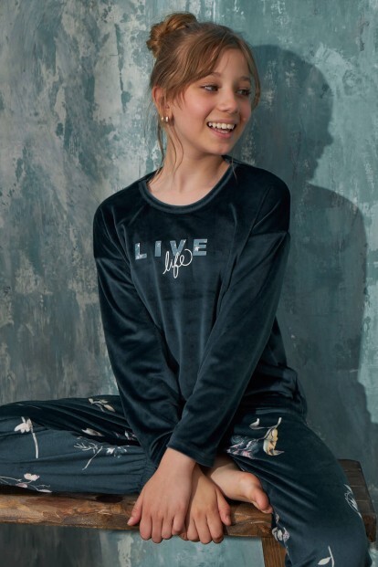 Petrol Life Desenli Exclusive Kadife Kız Çocuk Pijama Takımı  - 6
