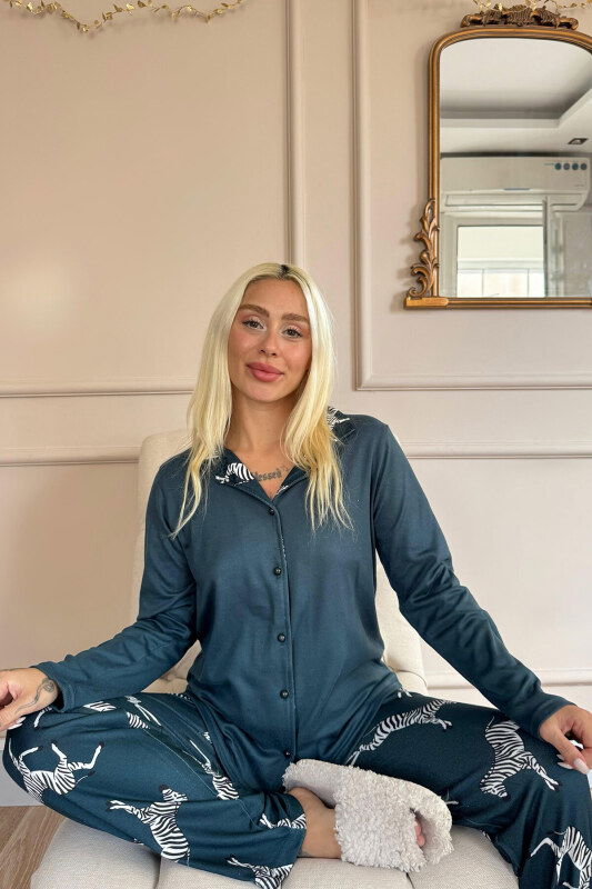 Petrol Zebra Desenli Termal Önden Düğmeli Kadın Pijama Takımı - Pijamaevi (1)