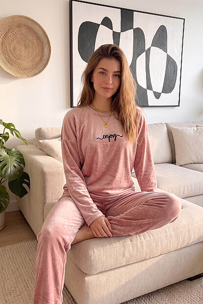 Pudra Enjoy Desenli Exclusive Kadife Kadın Pijama Takımı  - 4