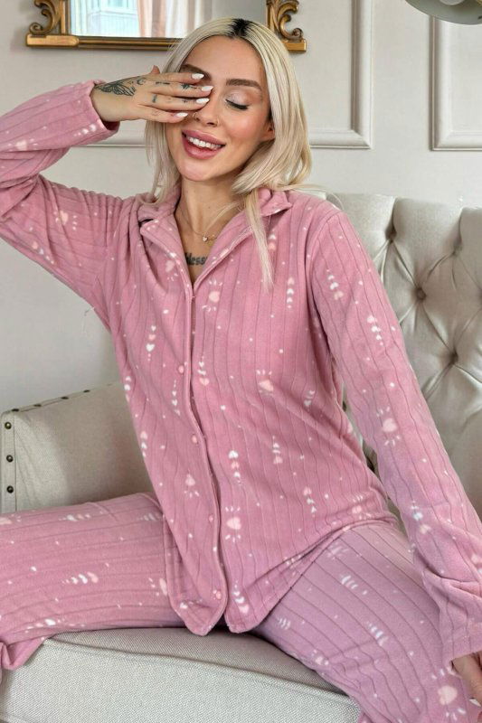 Pudra Kalp Desenli Önden Düğmeli Peluş Polar Pijama Takımı - Pijamaevi