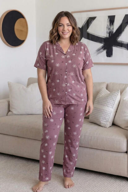 Pudra Papatya Desenli Büyük Beden Kısa Kollu Önden Düğmeli Bambu Kadın Pijama Takımı - 5