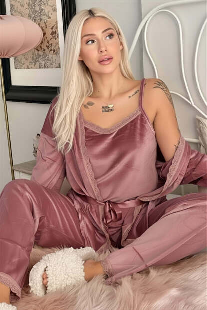 Pudra Pearl Exclusive Kadife Sabahlıklı Kadın Pijama Takımı  