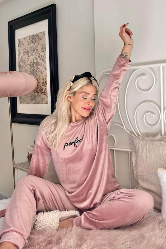 Pudra Perfect Desenli Exclusive Kadife Kadın Pijama Takımı  - Pijamaevi (2)