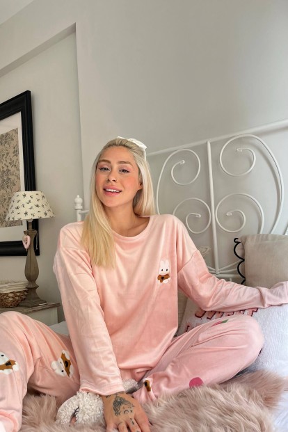 Pudra Rabbit Desenli Exclusive Kadife Kadın Pijama Takımı  - 3
