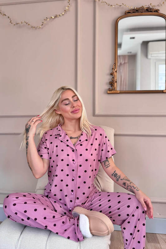 Pudra Royal Dots Desenli Bambu Önden Düğmeli Kısa Kol Pijama Takımı - Pijamaevi (2)