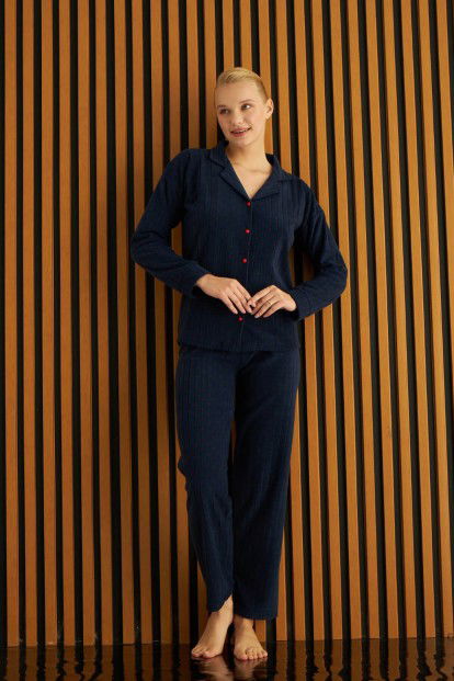 Red Dotted Desenli Önden Düğmeli Peluş Polar Pijama Takımı - 4