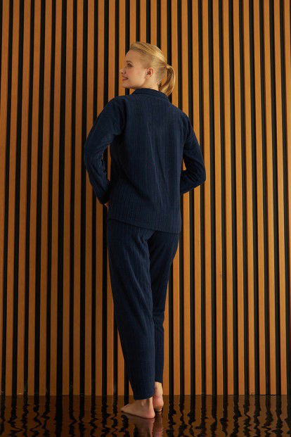 Red Dotted Desenli Önden Düğmeli Peluş Polar Pijama Takımı - 5