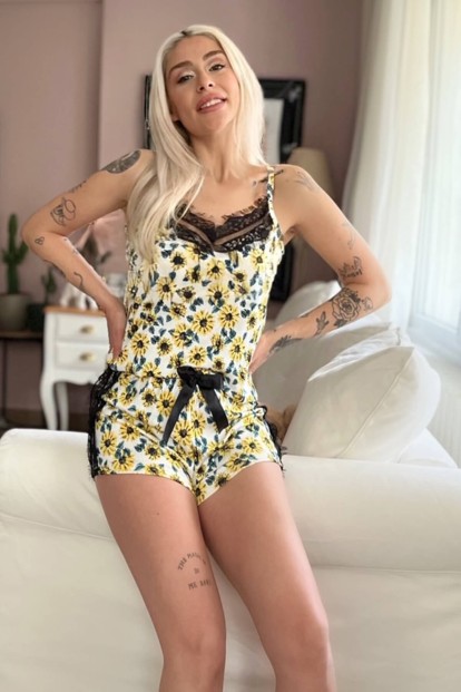 Sarı Çiçek Pegasus Dantel Detaylı İp Askı Şortlu Örme Pijama Takımı - 1