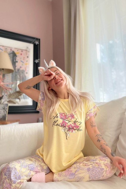 Sarı Flower Garden Baskılı Örme Kısa Kol Kadın Pijama Takımı - 2