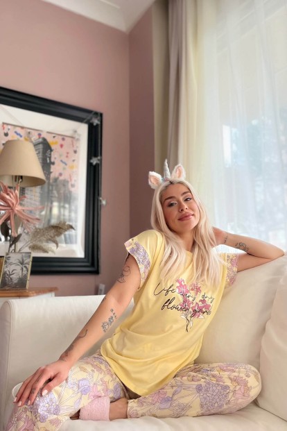 Sarı Flower Garden Baskılı Örme Kısa Kol Kadın Pijama Takımı - 3