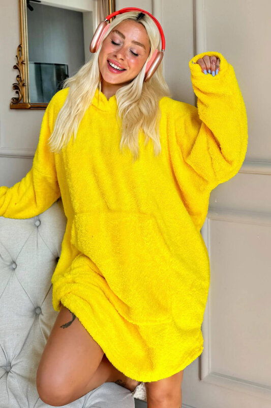 Sarı Kapşonlu Tam Peluş Oversize Sweat Panço Pijama - Pijamaevi