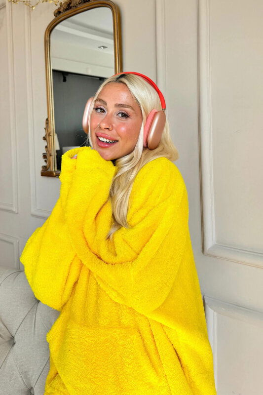 Sarı Kapşonlu Tam Peluş Oversize Sweat Panço Pijama - Pijamaevi (3)