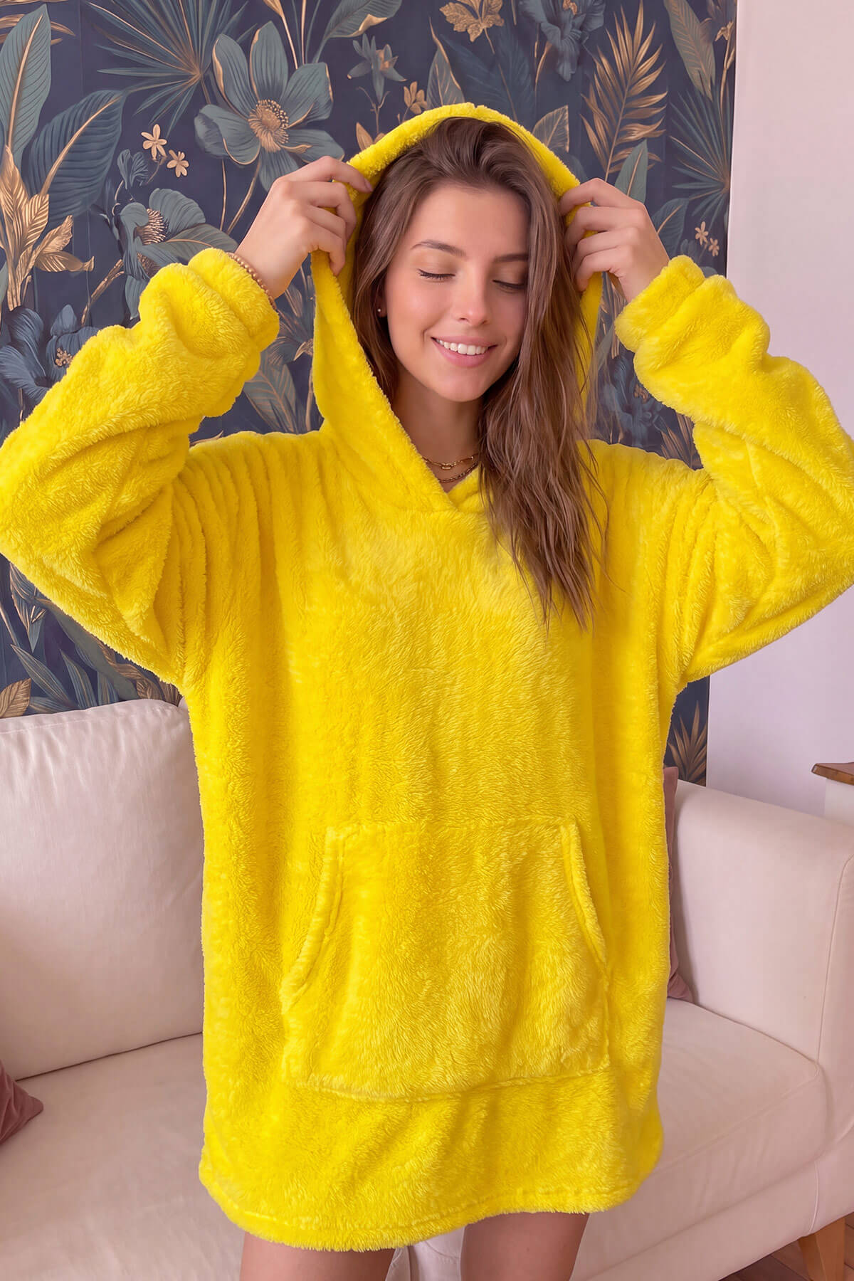 Sarı Kapşonlu Tam Peluş Oversize Sweat Panço Pijama - Pijamaevi (1)