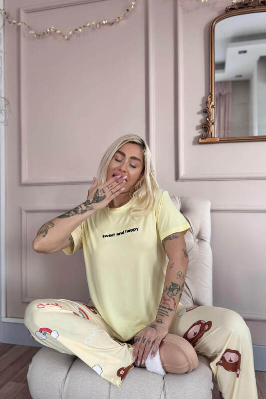 Sarı Sweet Desenli Bambu Kısa Kol Kadın Pijama Takımı - Pijamaevi (1)